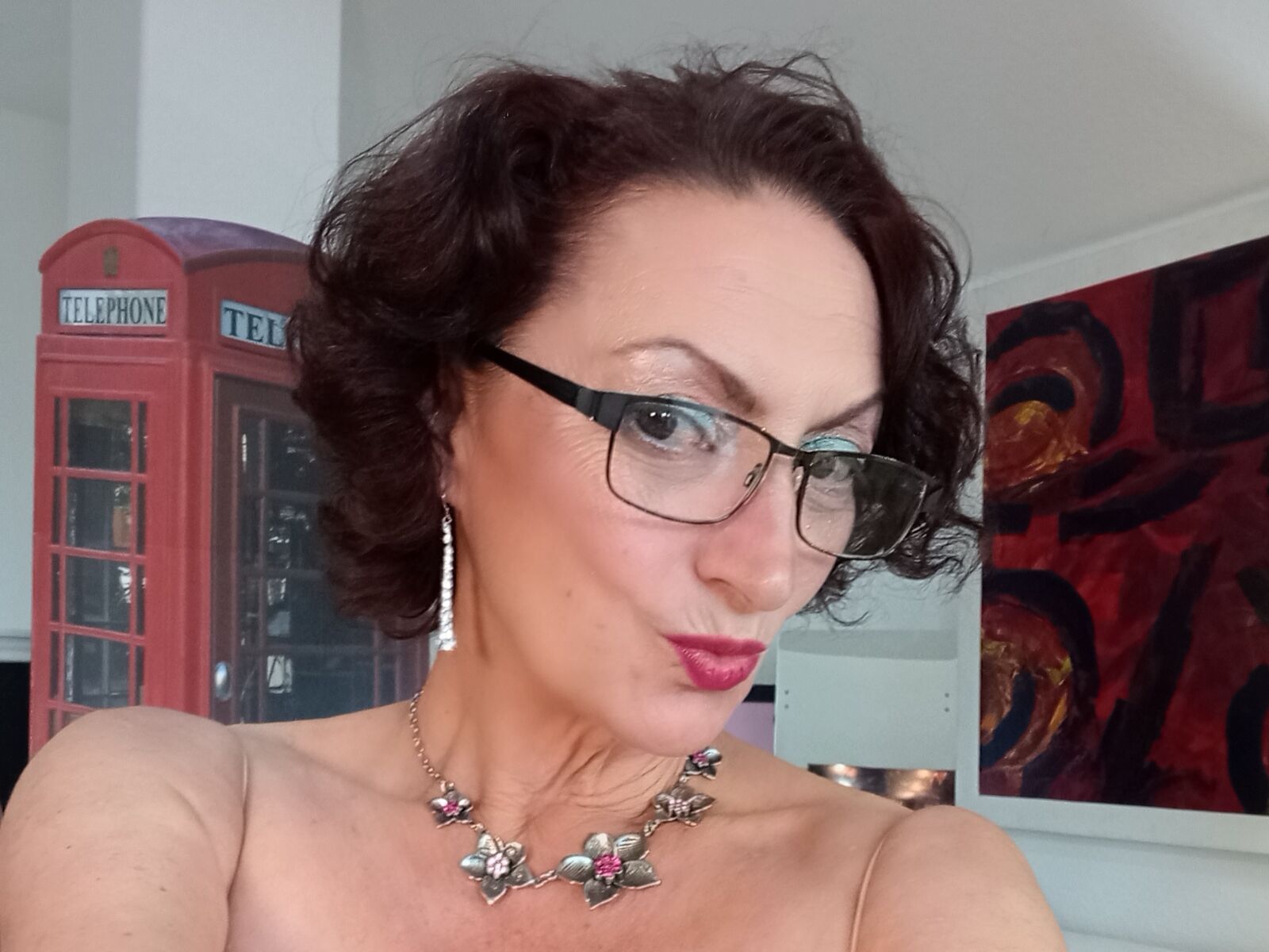 Live cam for LouisaKat