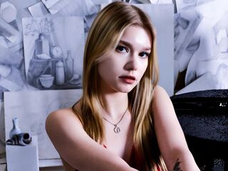 striptease cam BattyMelody