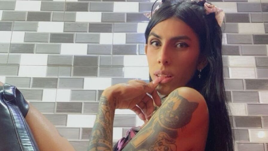 Discover SharonCharlies on Erotic-Art-Beauty.com