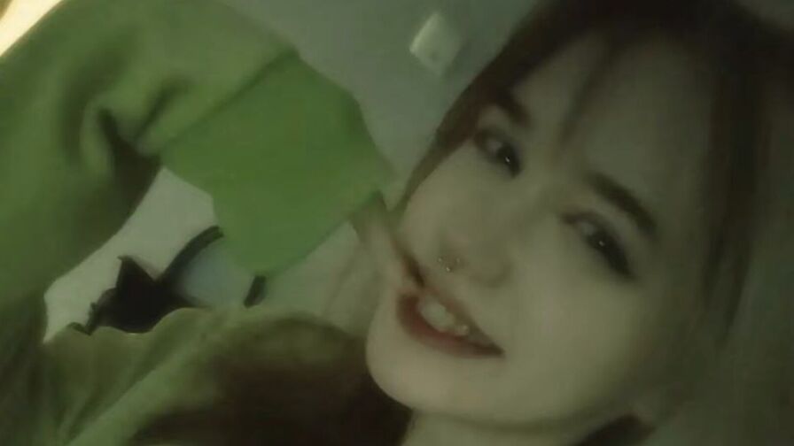 CamelliaVega's live cam