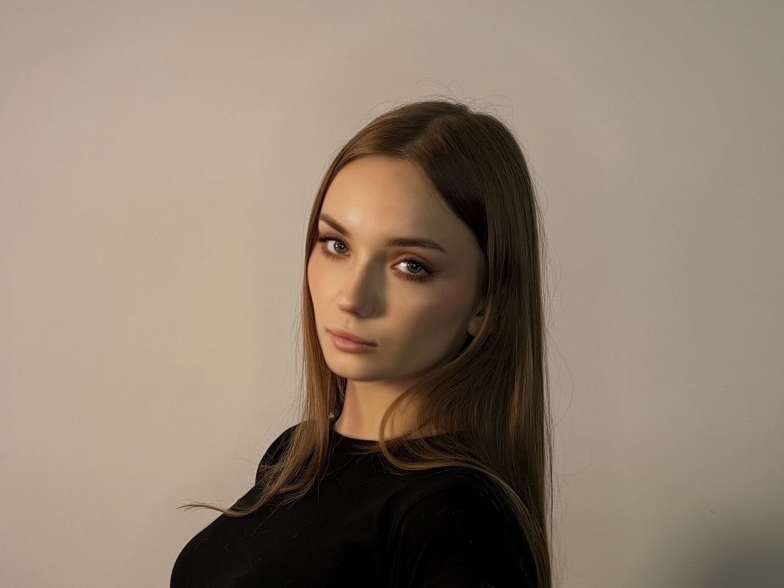 Live cam for MariellaMinerich