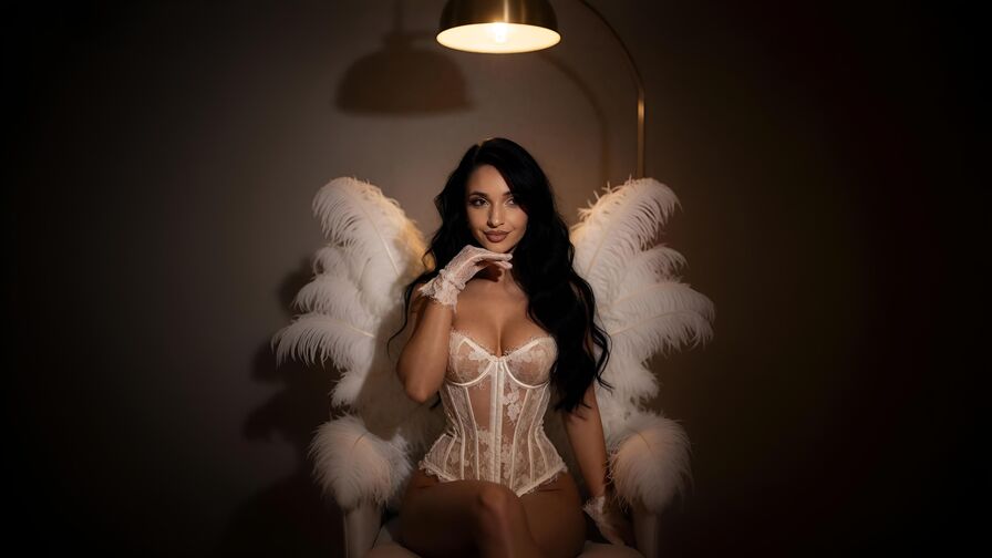 Watch AllaRoberts live on Camrulet