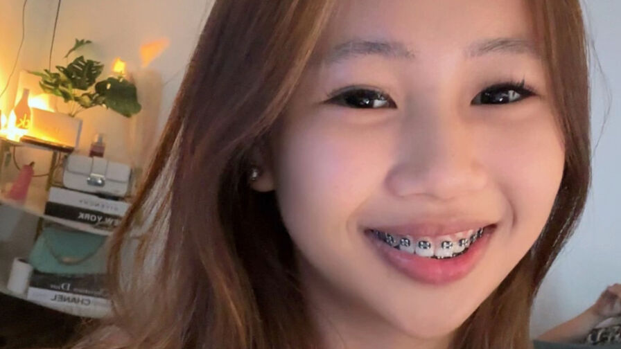 AshleyLores live cam