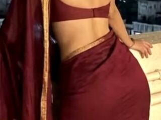 AleenaZara