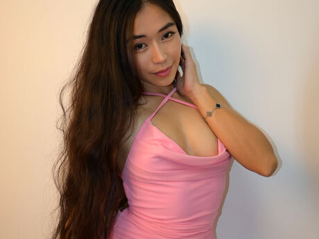 Chat with RoseyWu