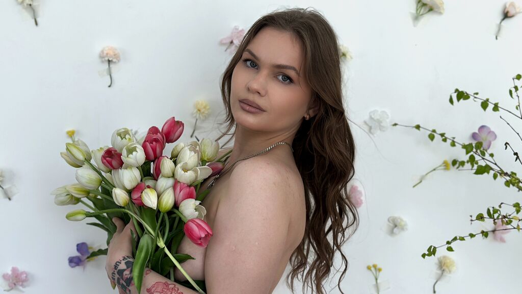 Watch JuliaRosse from LiveJasmin on GirlsOfJasmin