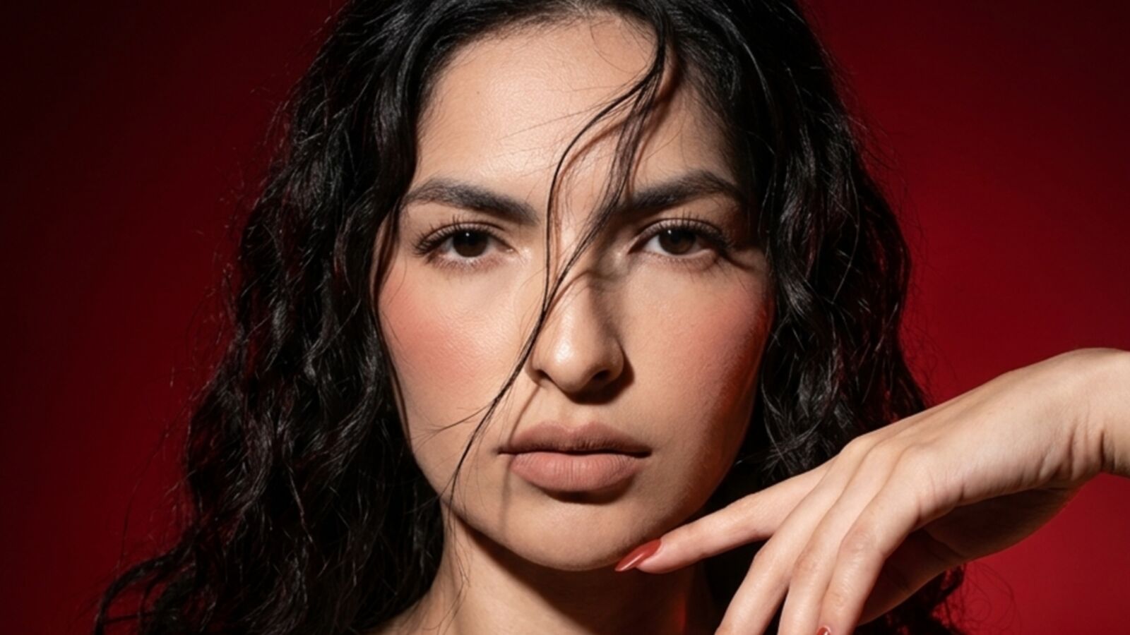 AliceTeas glamour portrait
