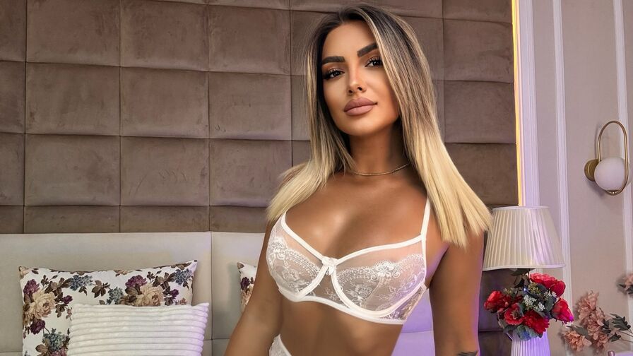 SamanthaRogue's live cam