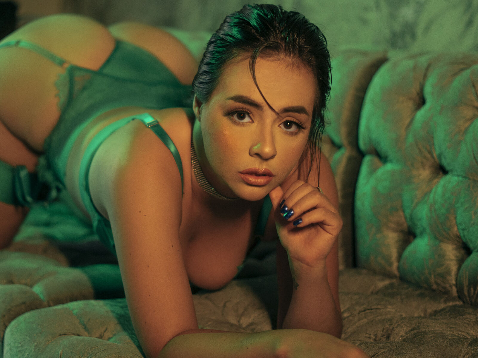 Live cam for NoaJones