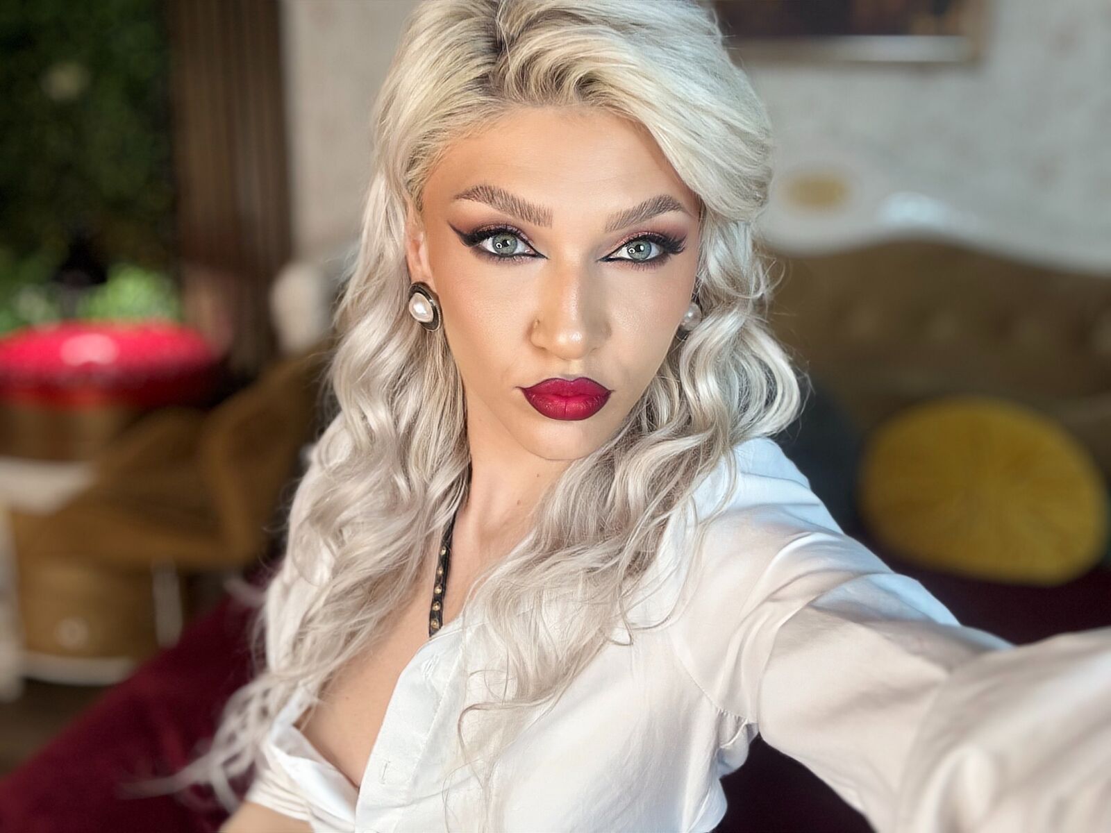 Live cam for EmmaAmstrong