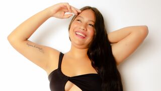 ValeJohnnson Live Webcam on LiveJasmin