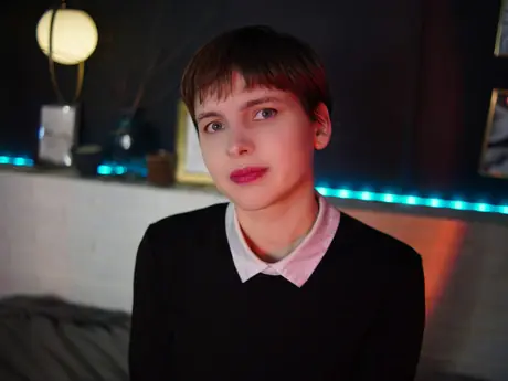 Chat with AmeliRuosy