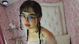 MinnieLander Live Webcam on LiveJasmin
