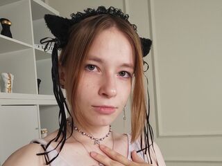 LynetteHeart Sex toys cam