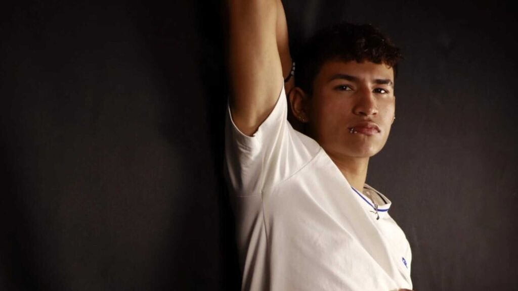 Sex chat gratuit in direct cu NicolasTorre pe LiveJasmin