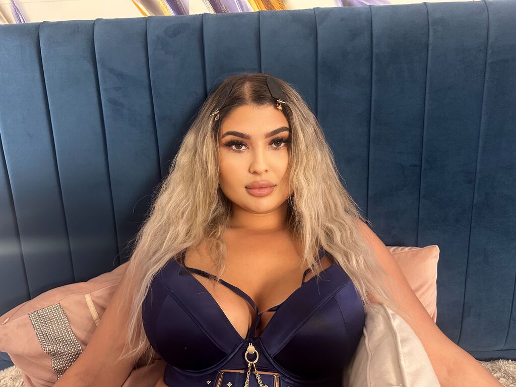 ChloeBellamie webcam livejasmin model stream image