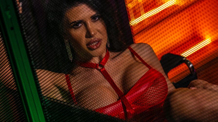 GallieneGolde Webcam Nude Show - Artbyalee