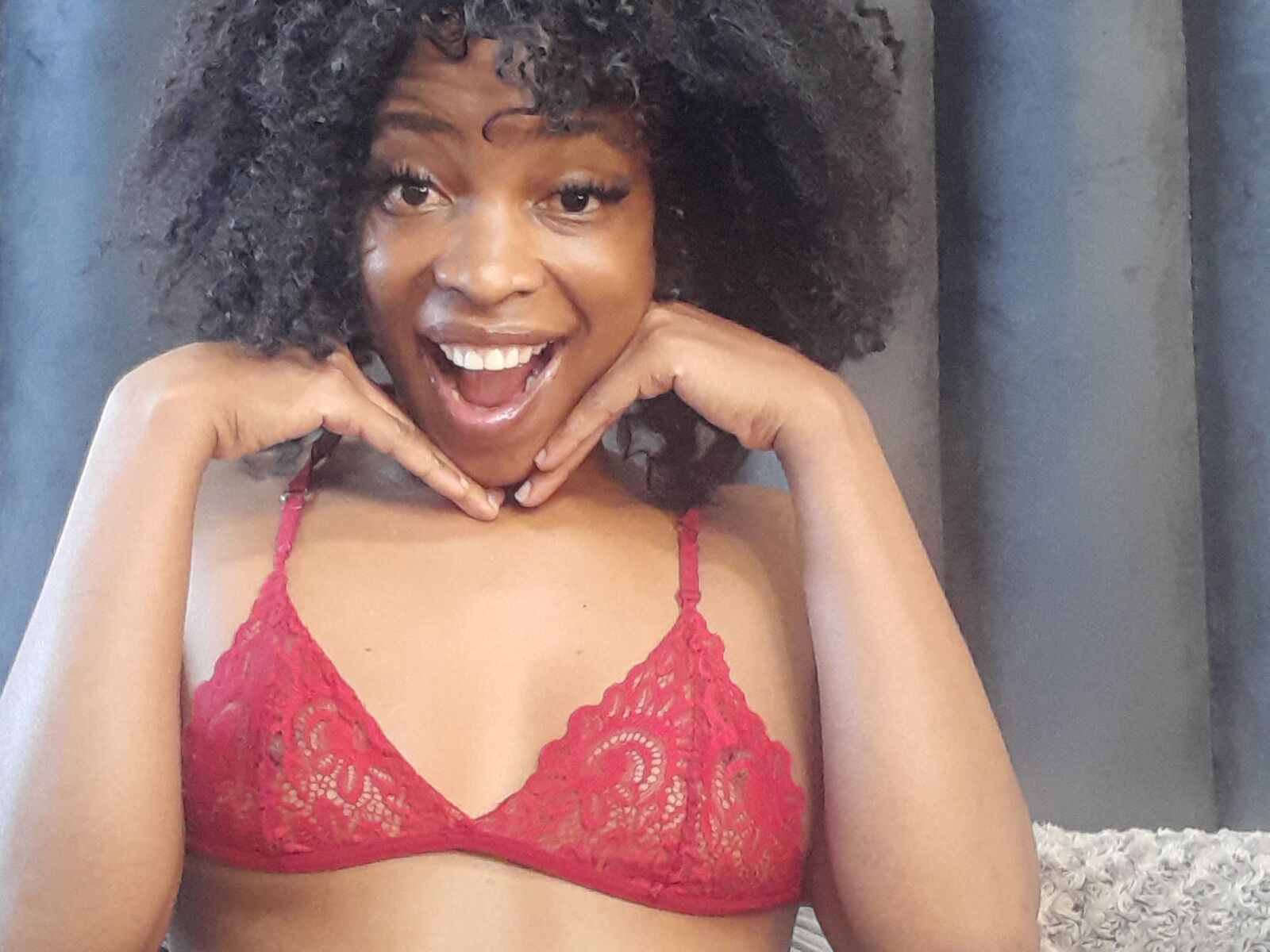 Live cam for MerleenSiren