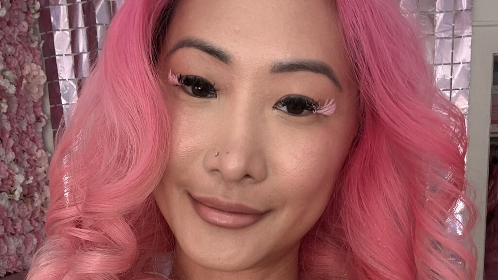 AvahRose Live Chat on LiveJasmin