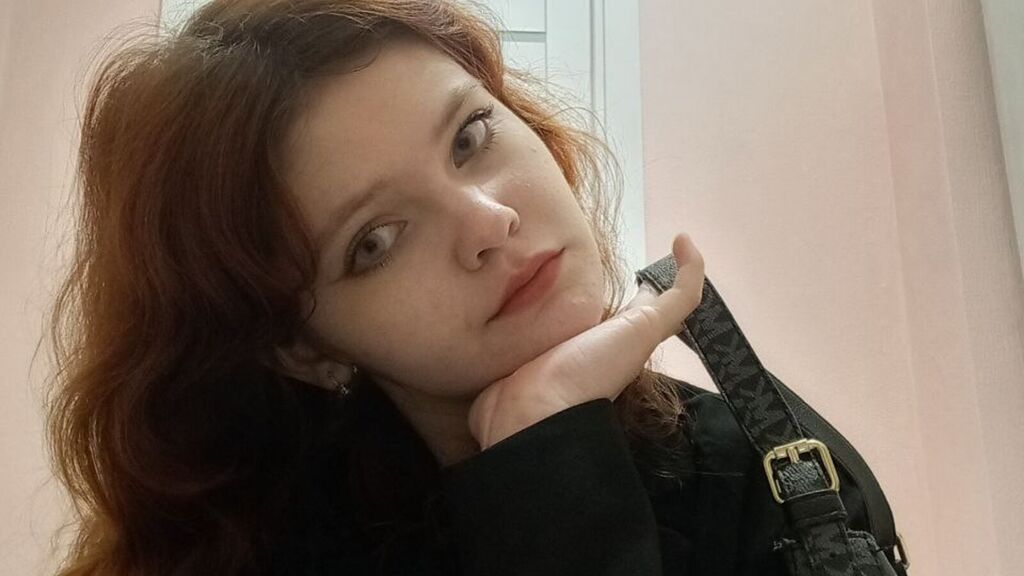 Watch KeniaVallar from LiveJasmin on GirlsOfJasmin