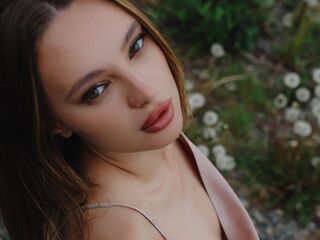 OliviaReece Live mature cam