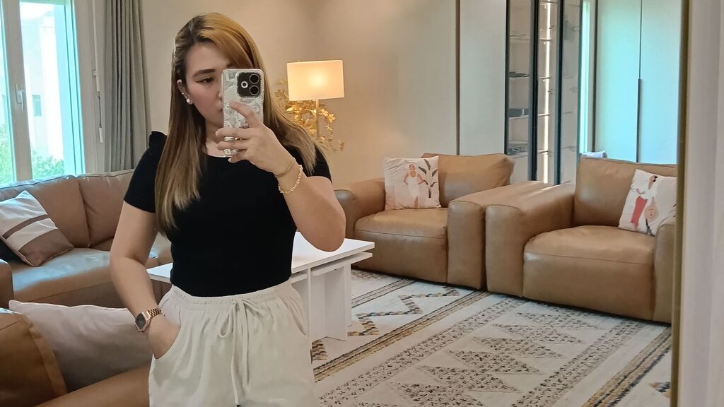 RubyDust online on GirlsOfJasmin