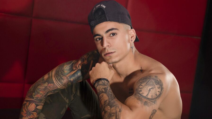 Watch Maxstrom on AsianSexSite.net