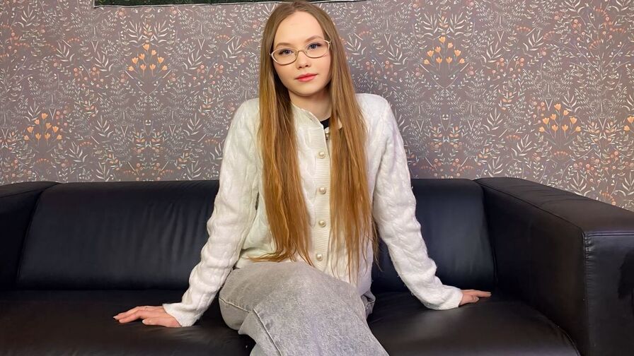 Live Porn Camera of FloraLarsson