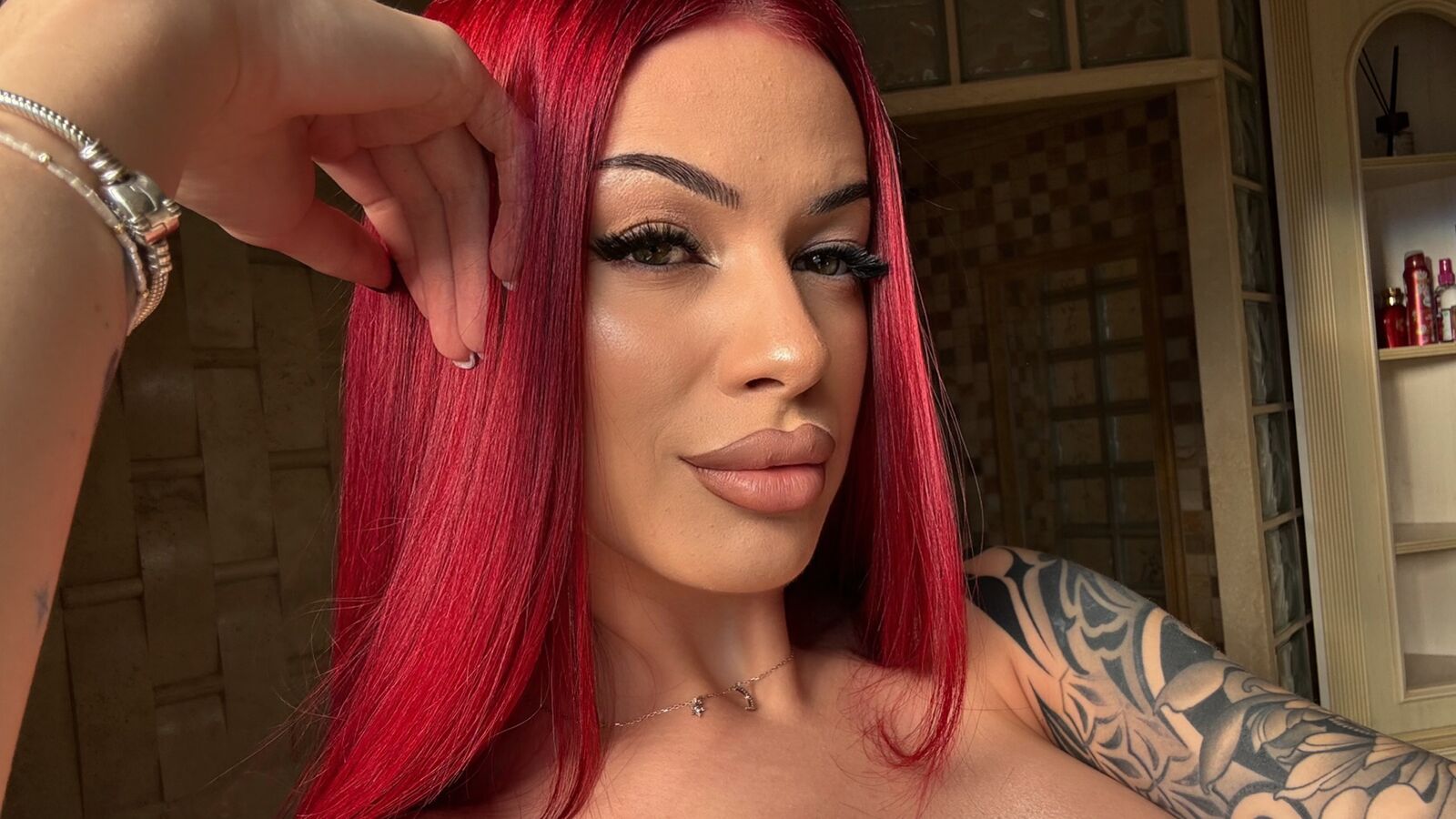 AriaVex erotic portrait