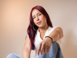 EmmaLace Live Cam Model