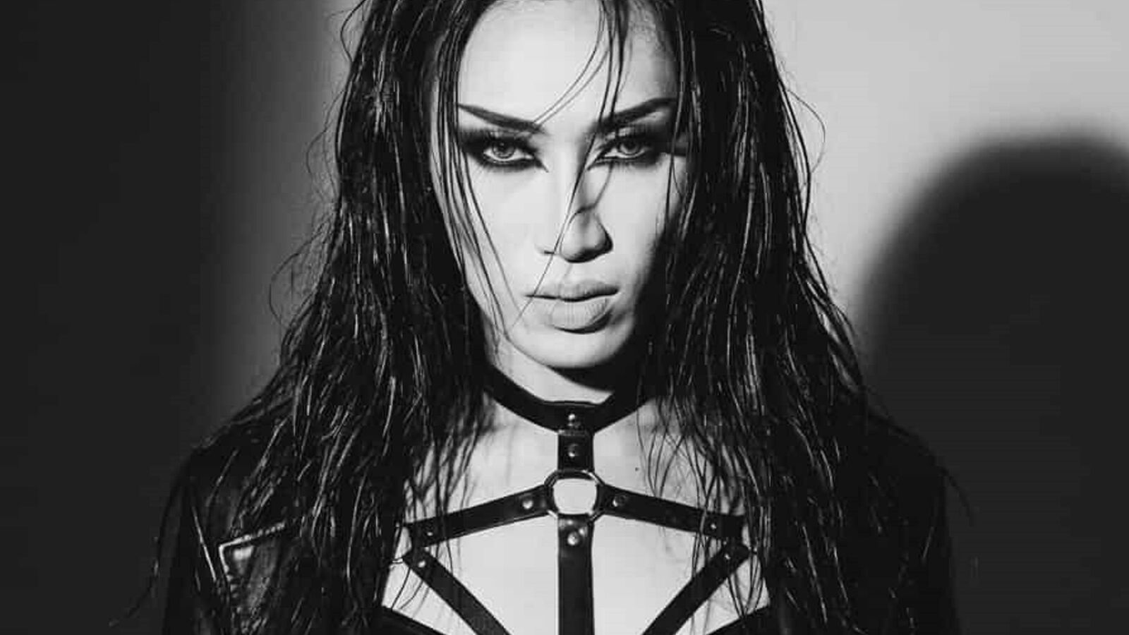 VeronicaVon erotic portrait