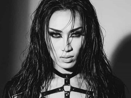 Chat with VeronicaVon