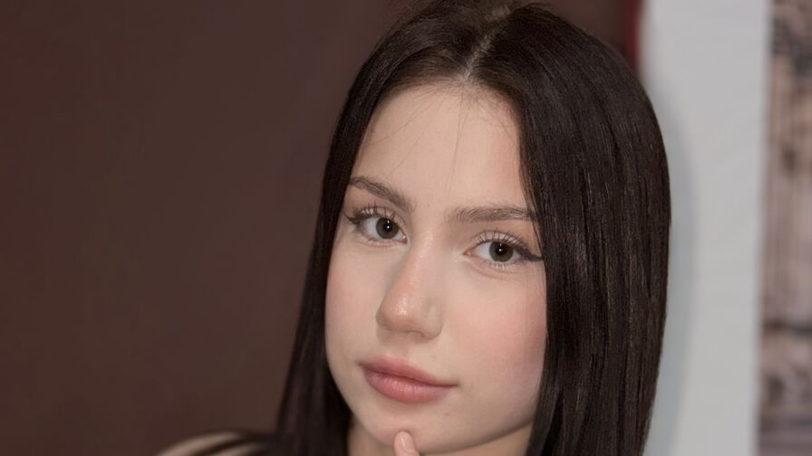 Watch AlisaWindes live on airporn.net