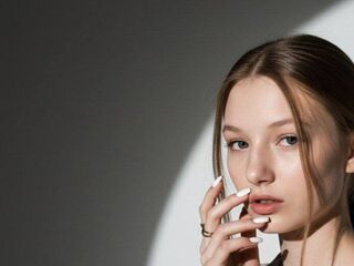 live webcam porn CreolaScheidler