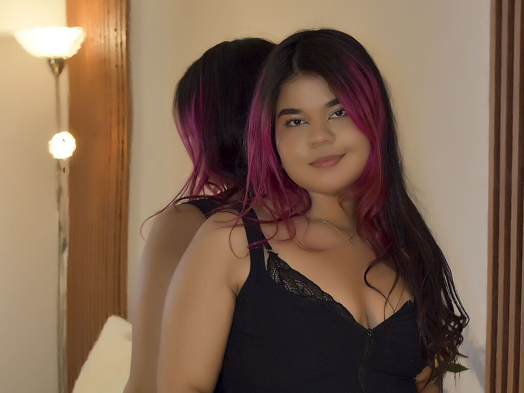 ZarahRamirez Nackt