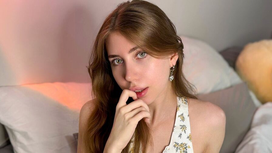 Chat With EvaAkin Now