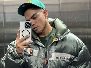 MikeeScooth MikeeScooth