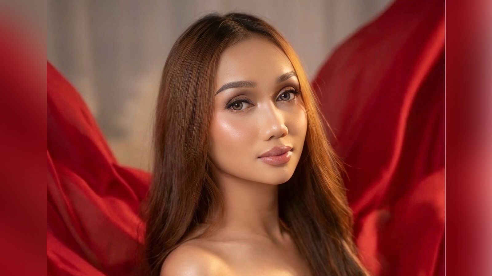 AndreanaThompson erotic portrait
