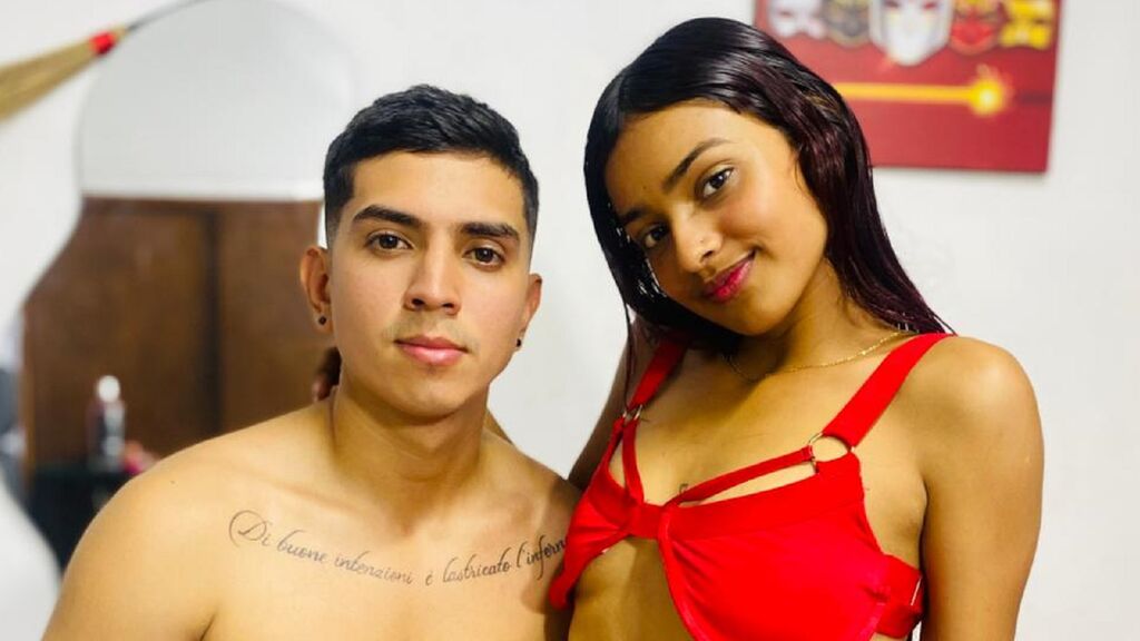 RileyAndLuke Live Chat on LiveJasmin