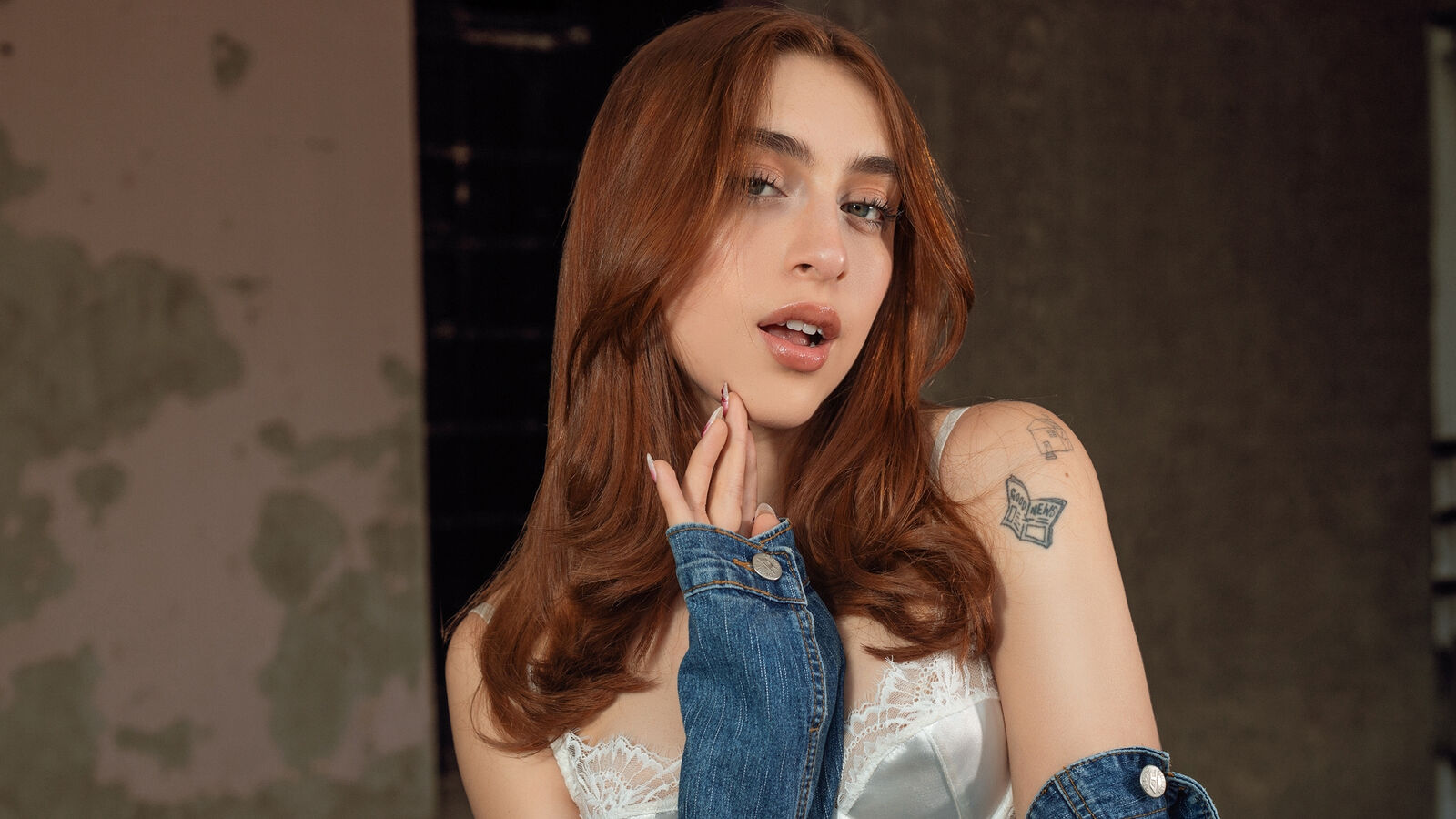 AliceBelov erotic portrait
